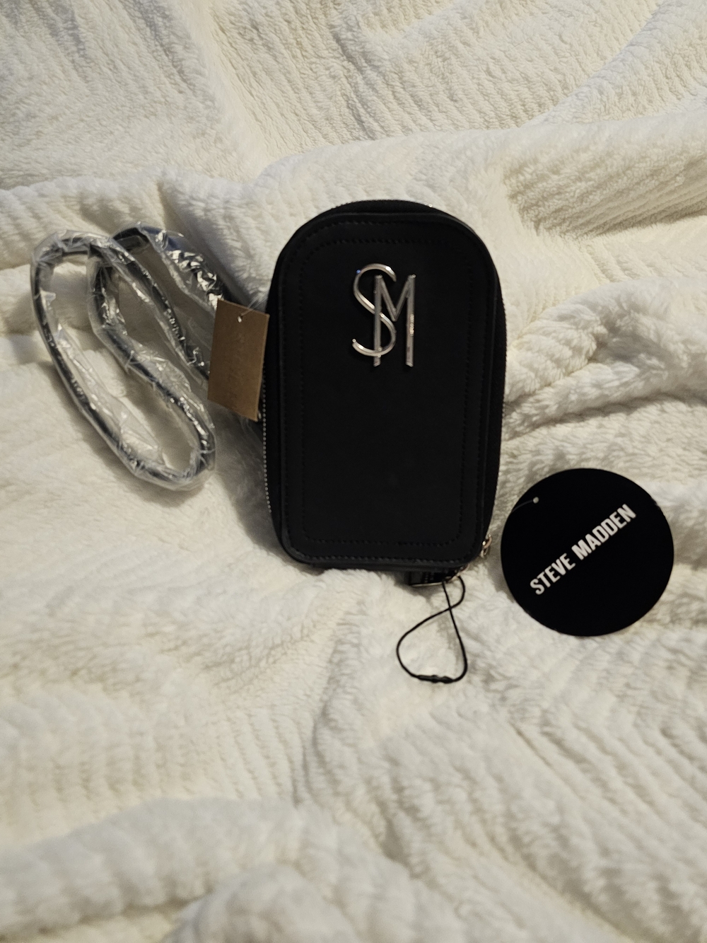 NWT Steve Madden Black Crossbody Phone Bag Wallet Purse Silver Monogram Logo